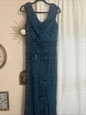 Sequin-Embellished Teal Maxi Dress - Sleeveless V-Neck